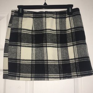 Black and White Forever 21 Skirt
